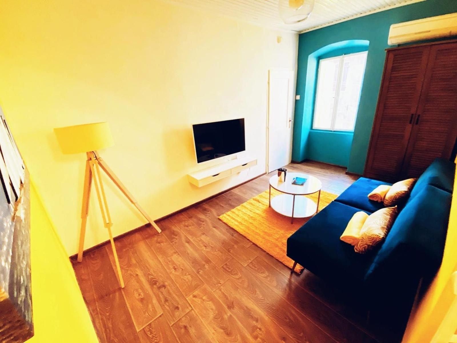 Oh La La Apartment Old Town Rovigno Esterno foto